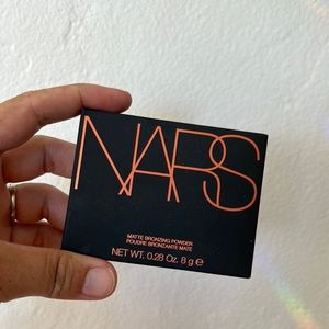 Nars matte bronzing powder shade Vallarta